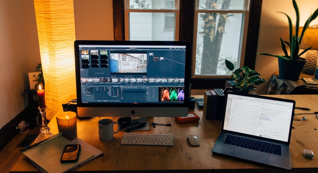 Beginner doing AI freelance jobs work from home on laptop